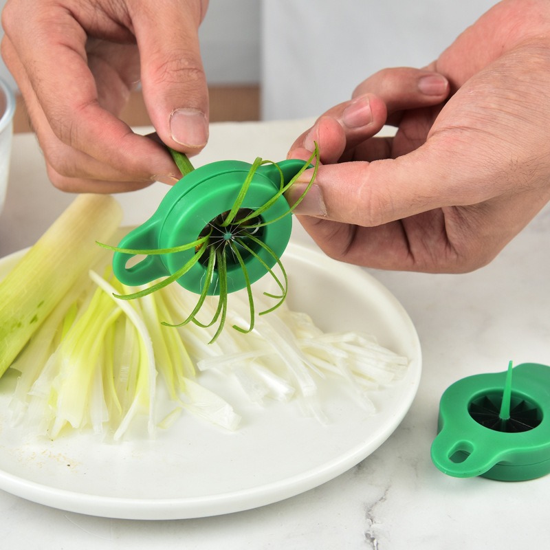 قطاعة بصل أخضر من الستانلس ستي - مراجعة Kitchen Gadgets Wirecutter وسعره